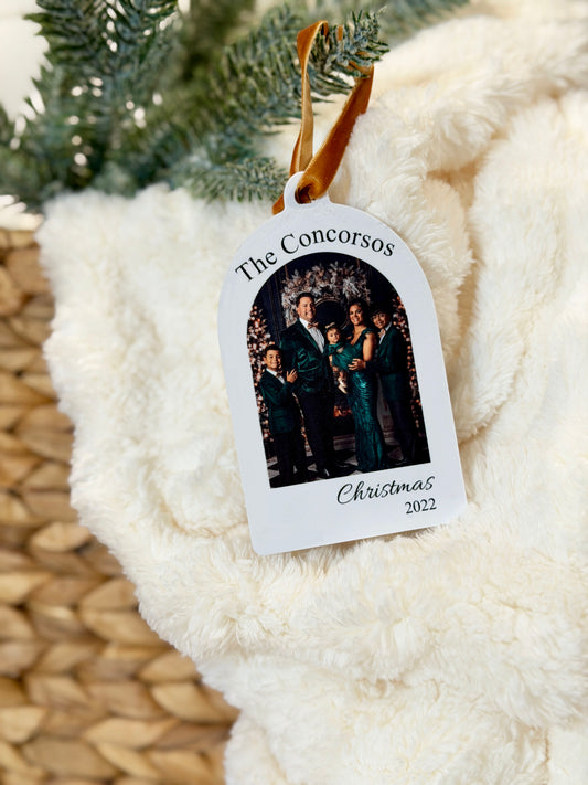 Arched Family Photo Ornament